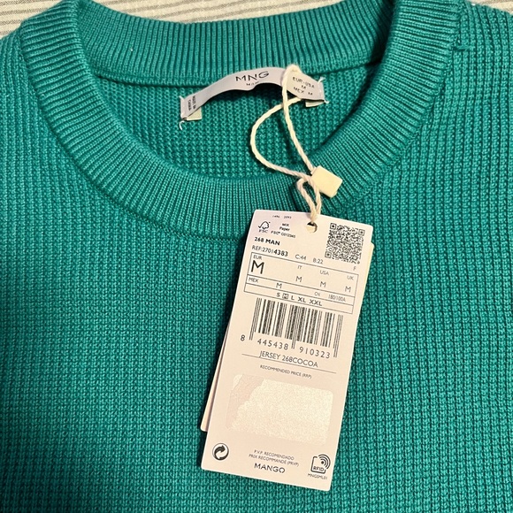 Sweater - Picture 3 of 3